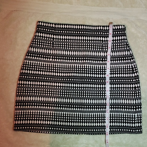💎Zara Womens Skirt Black and White - Picture 6 of 9